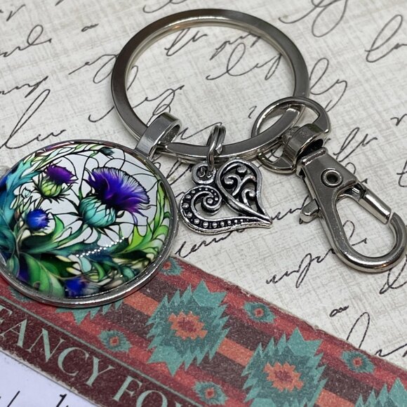 Scottish Thistle Keychain Key Claddagh Heart Gift Box Necklace Irish Christmas - Picture 12 of 13